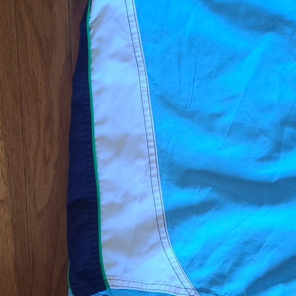 EUC OP board shirts - Picture 3 of 8